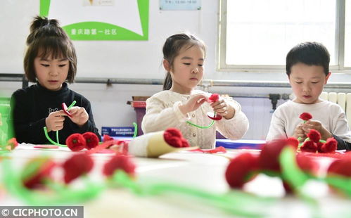 小手折出感恩花，洛陽康乃馨暖獻母親節